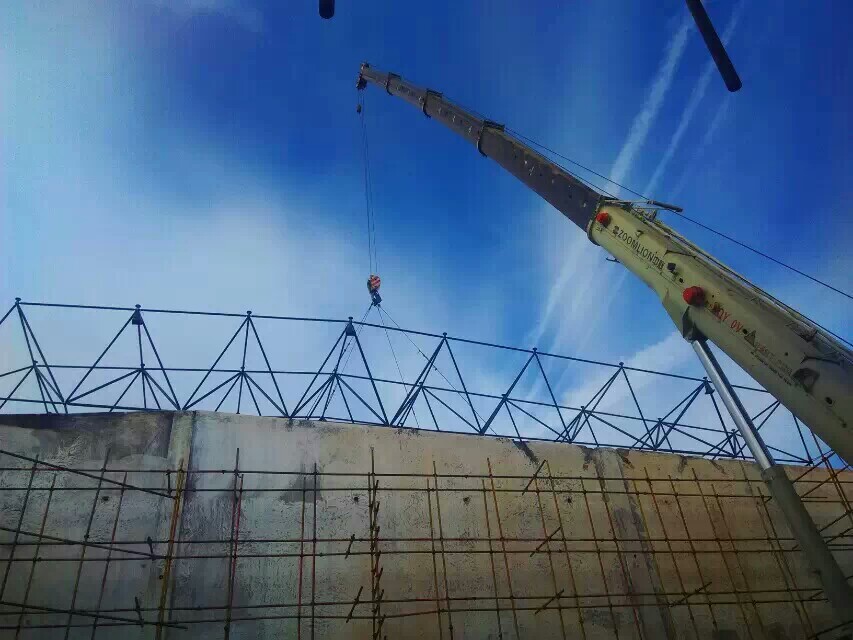 那曲食堂网架结构工程