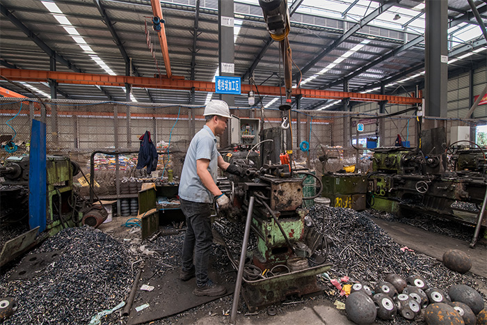 那曲网架配件-螺栓球加工车间